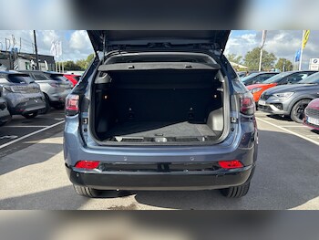 Used Jeep Compass 2023 for sale - 76451810: Photo