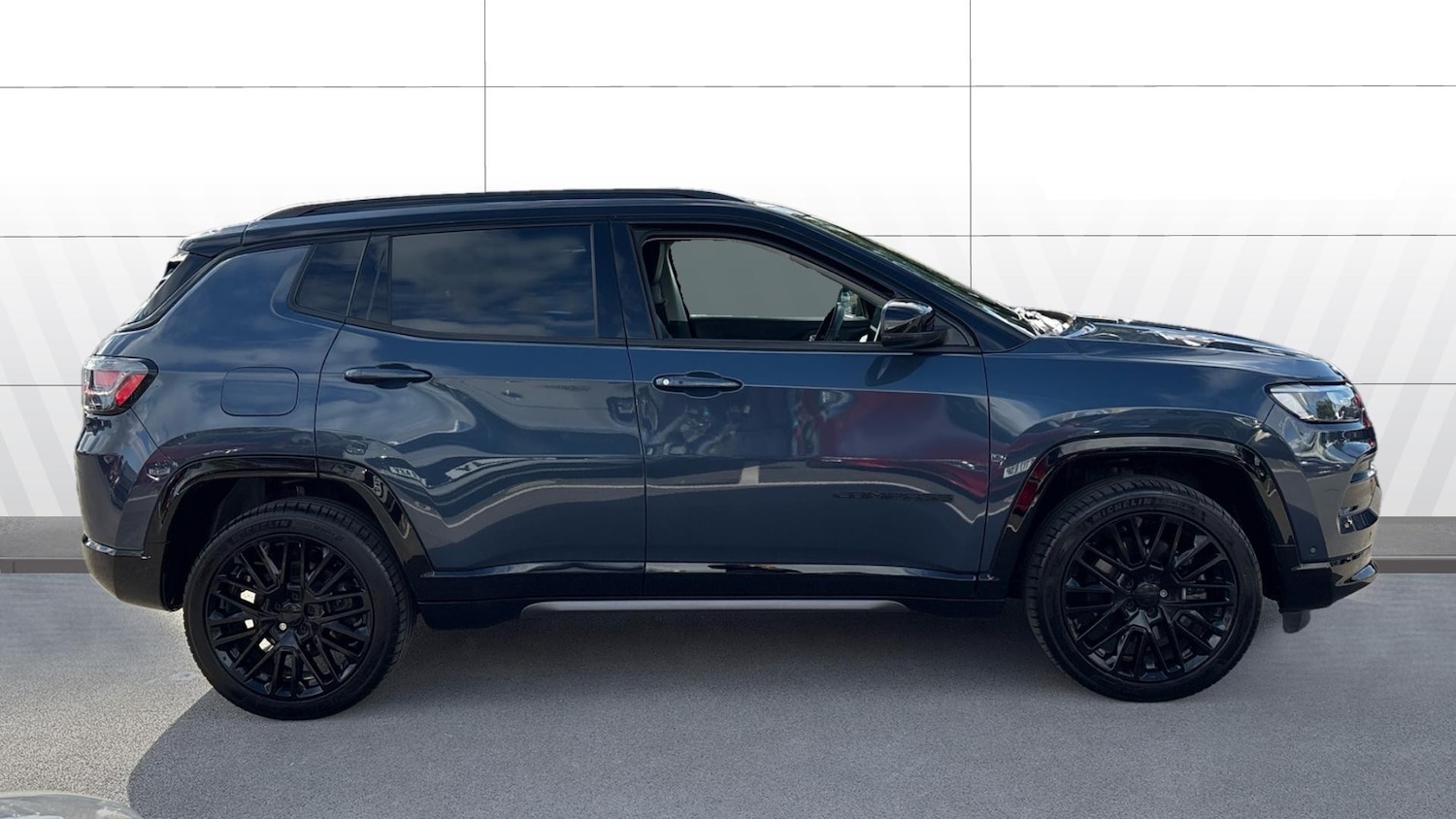 Used Jeep Compass 2023 for sale - 76451810: Photo 5