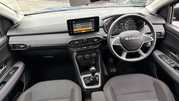 Used Dacia Sandero Stepway 2024 for sale - 76255216: Photo 10