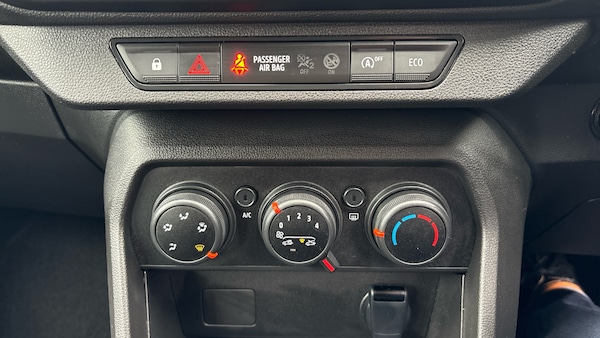 Used Dacia Sandero Stepway 2024 for sale - 76255216: Photo 27