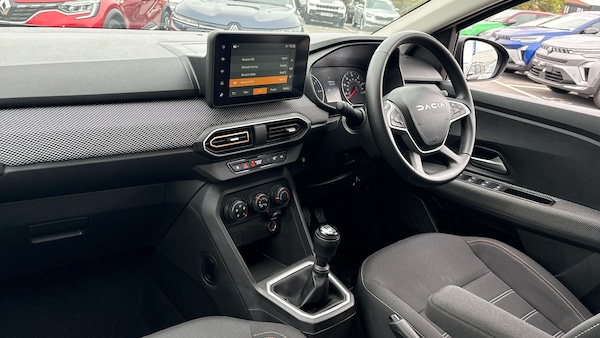 Used Dacia Sandero Stepway 2024 for sale - 76255216: Photo 9