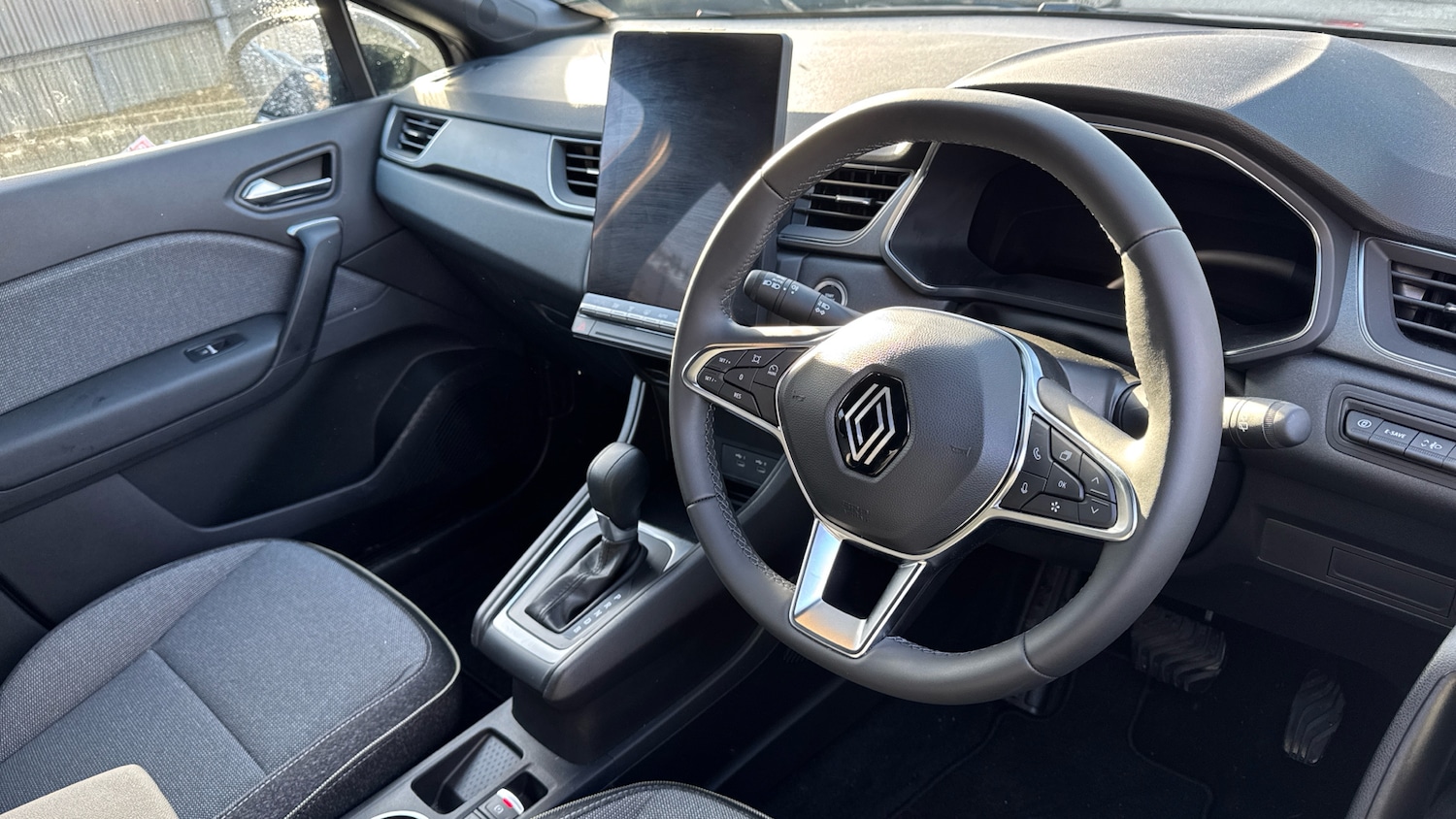 Used Renault Captur 2025 for sale - 77431598: Photo 11