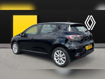 Used Renault Clio 2024 for sale - 79228742: Photo