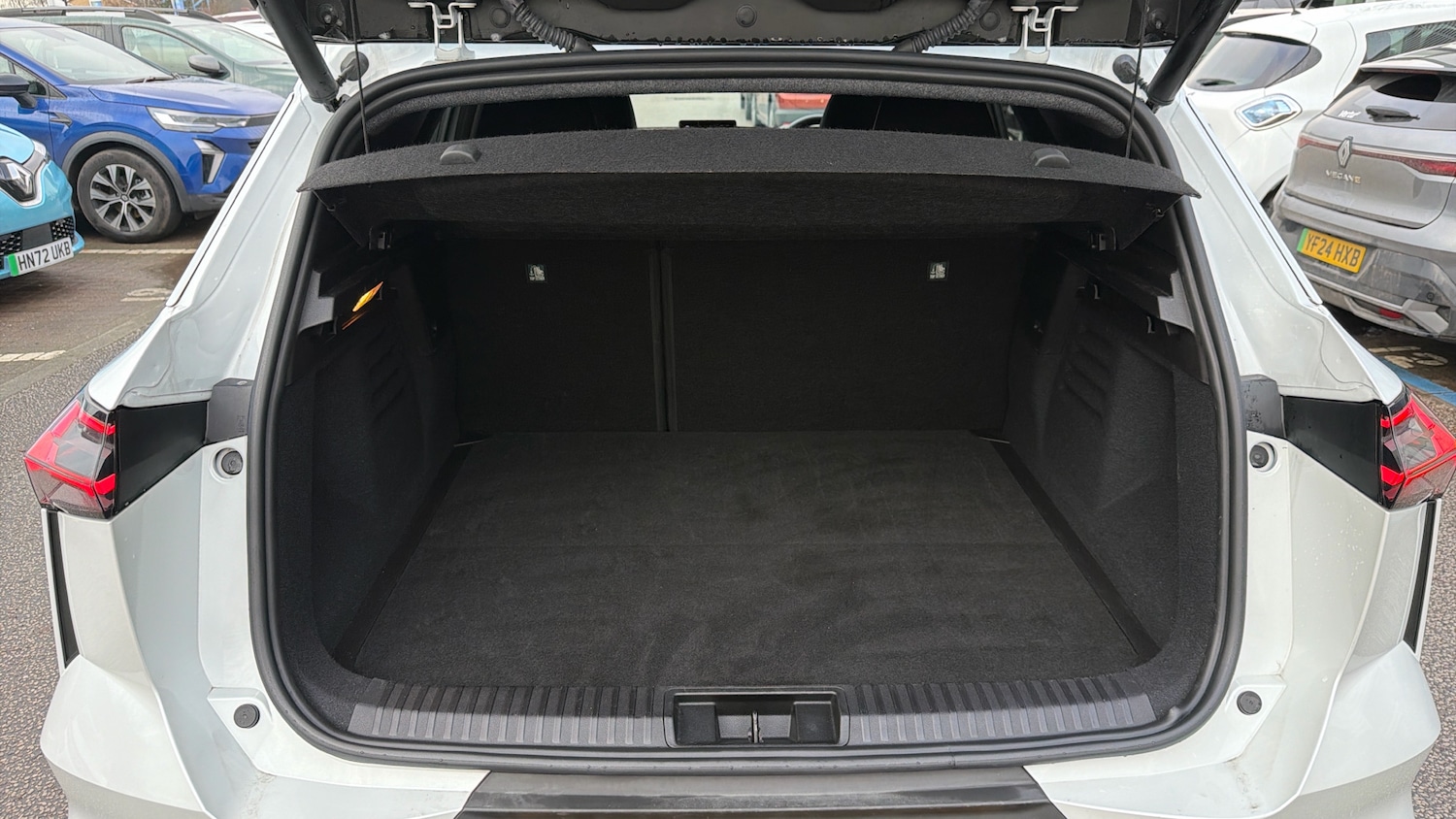 Used Renault Other 2025 for sale - 77555791: Photo 4