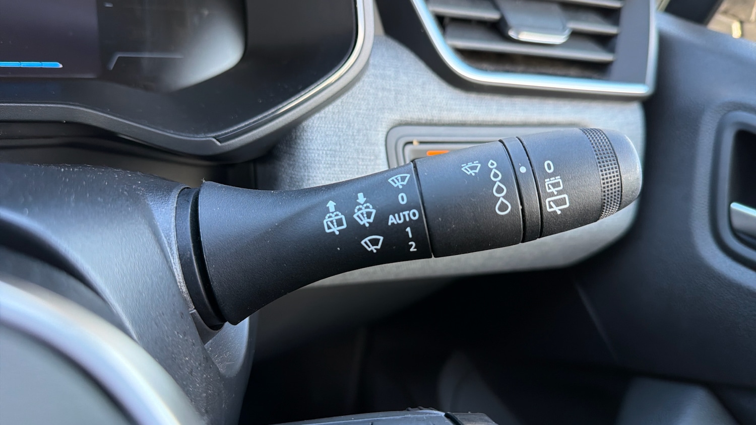 Used Renault Clio 2025 for sale - 77225690: Photo 23