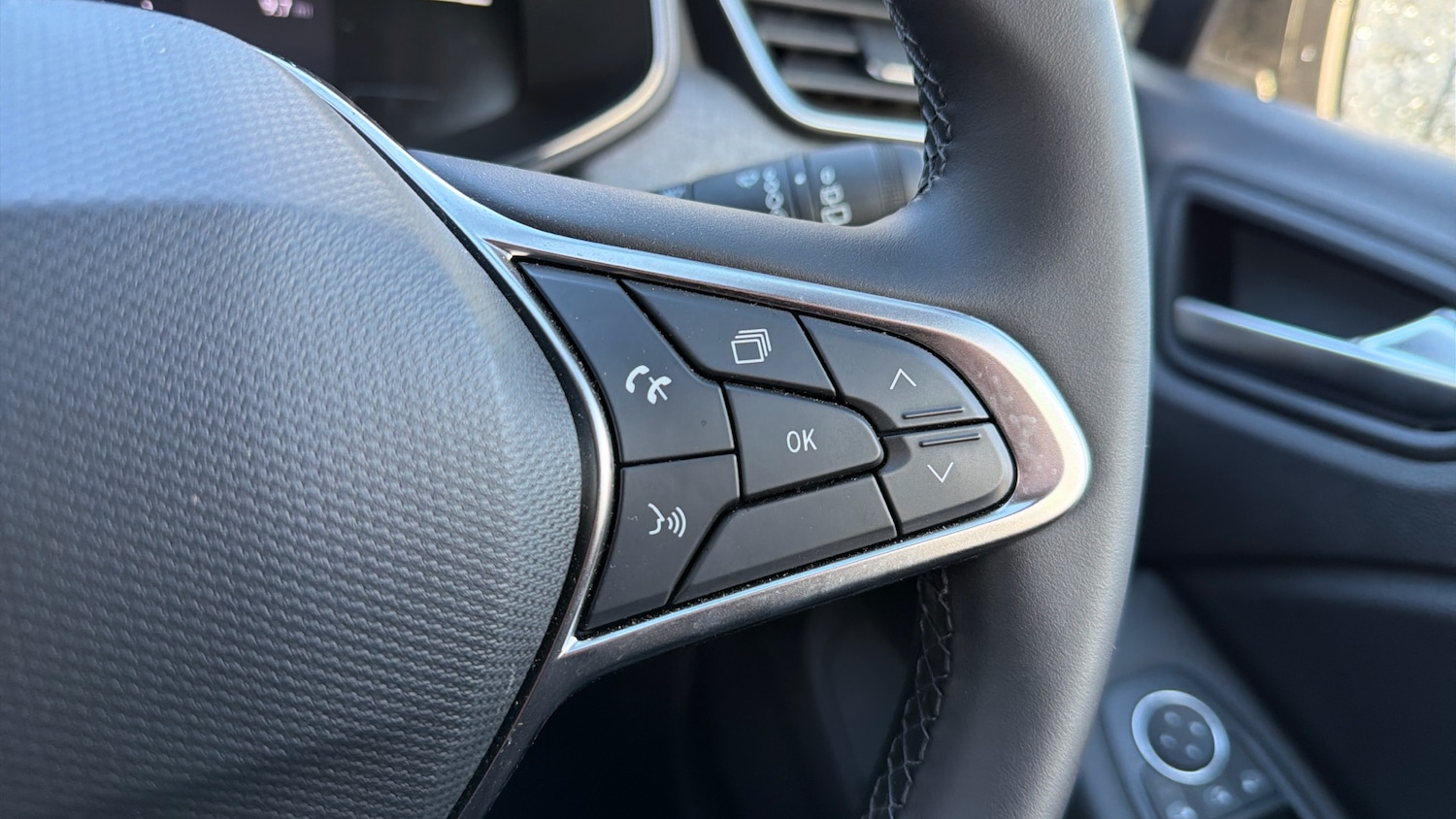 Used Renault Clio 2025 for sale - 77225690: Photo 25