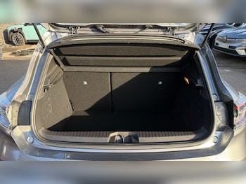 Used Renault Clio 2025 for sale - 77225690: Photo