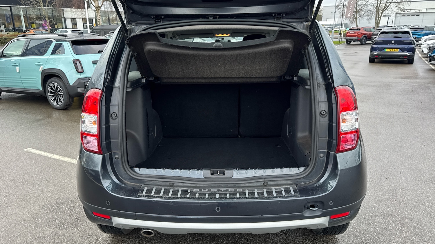 Used Dacia Duster 2016 for sale - 77262194: Photo 4