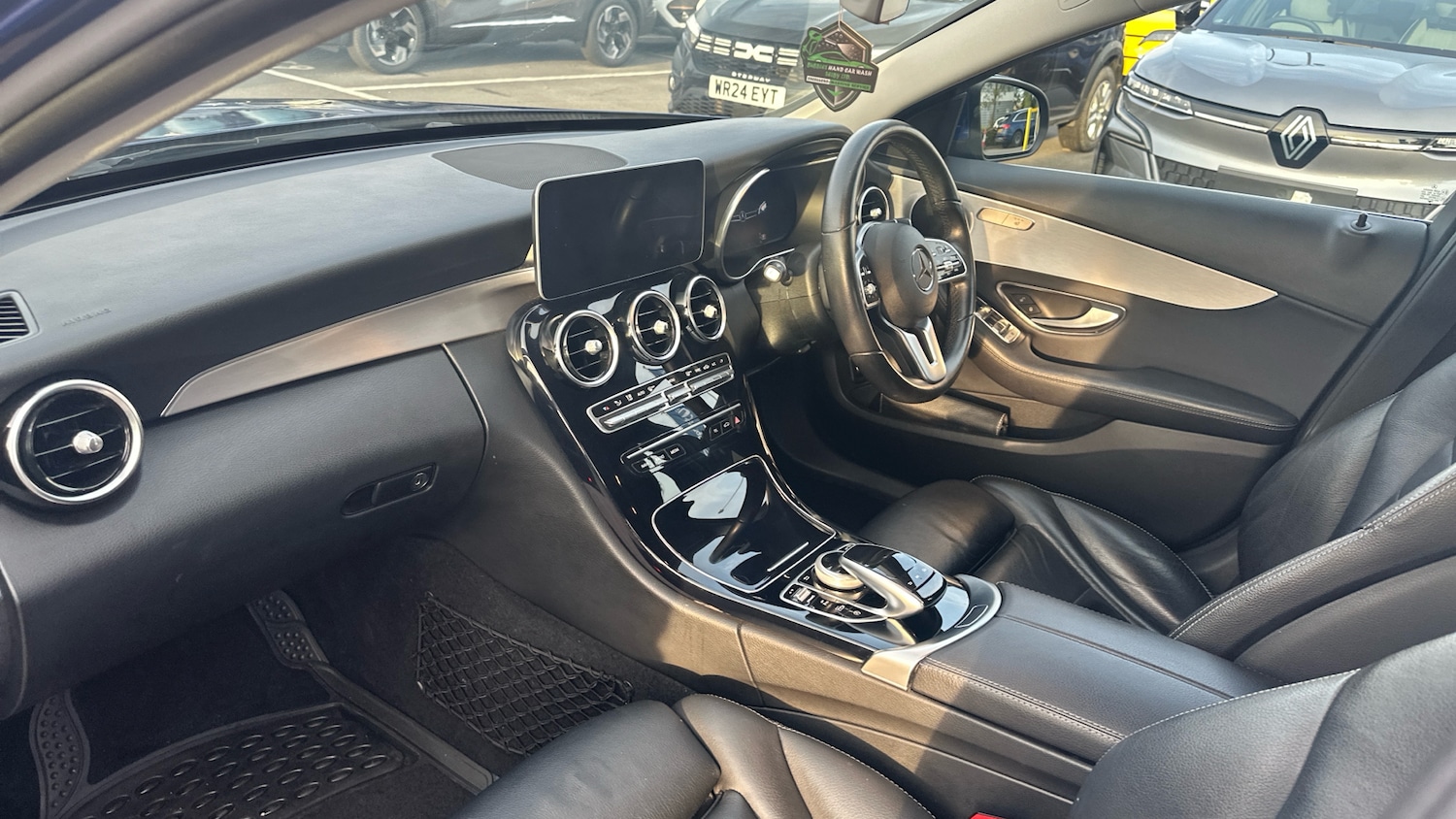 Used Mercedes-Benz C Class 2020 for sale - 76614675: Photo 9