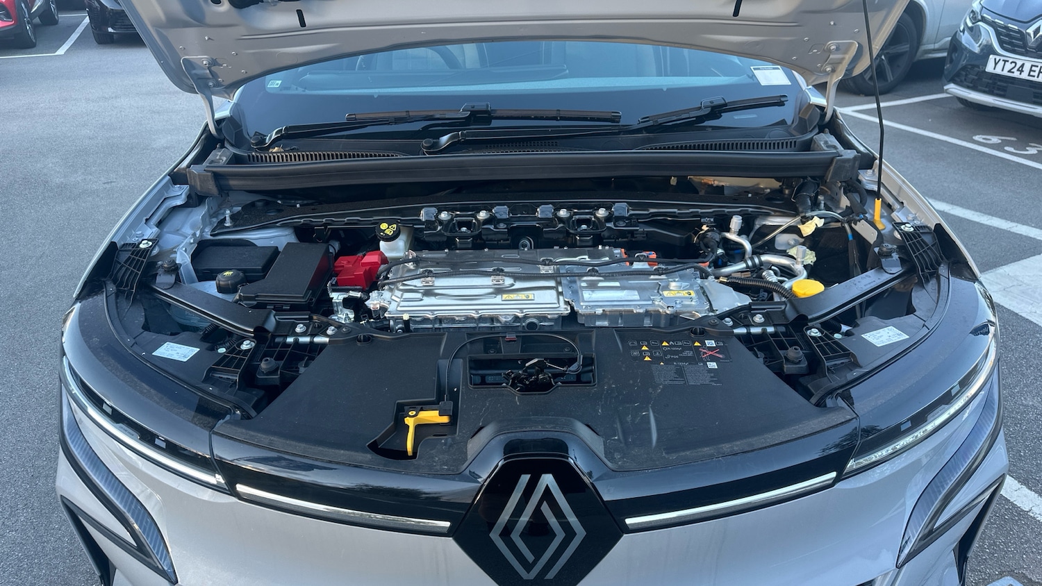 Used Renault Megane E Tech 2025 for sale - 76324478: Photo 8