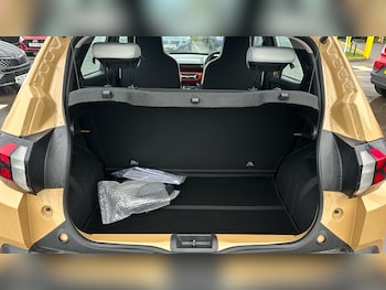 Used Dacia Spring 2025 for sale - 76322404: Photo