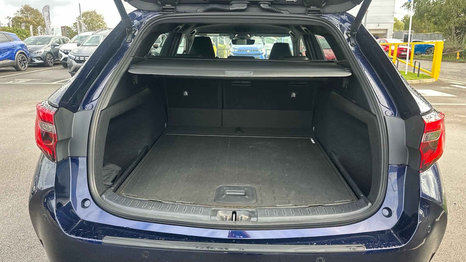 Used Toyota Corolla 2024 for sale - 76159846: Photo 4