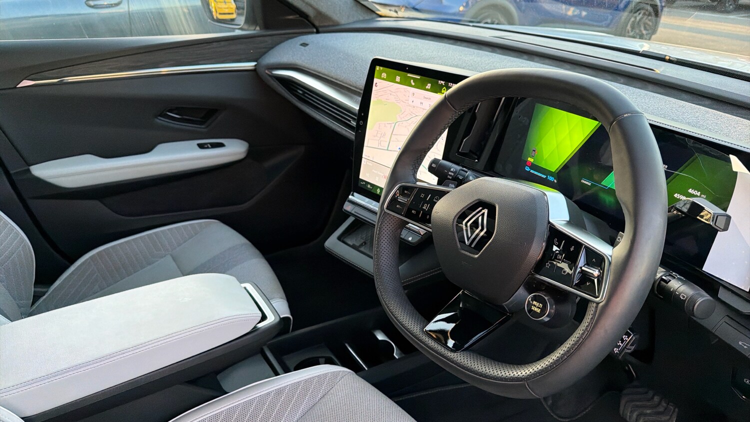 Used Renault Scenic E-Tech 2024 for sale - 77945960: Photo 11