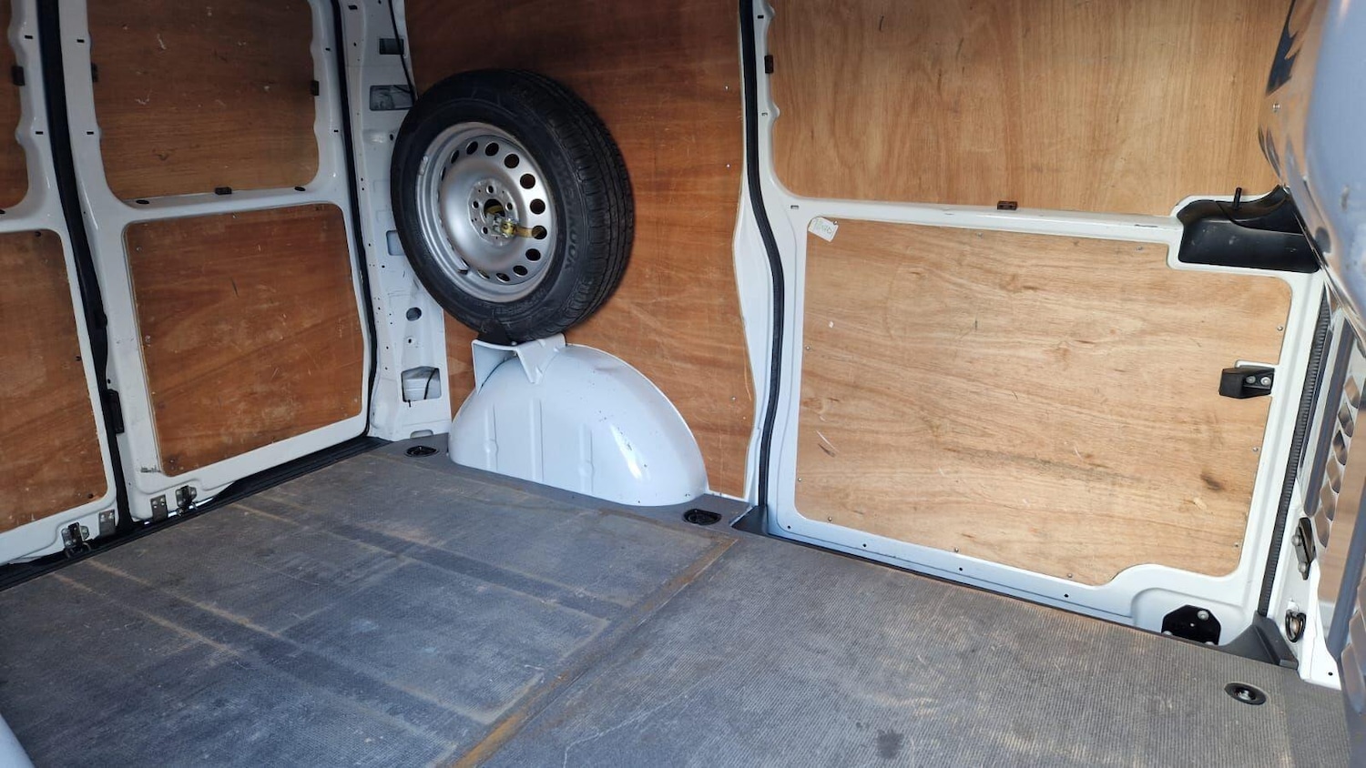 Used Mercedes-Benz Vito 2020 for sale - 76389325: Photo 3