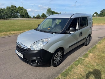 Used Vauxhall Combo 2017 for sale - 78675383: Photo