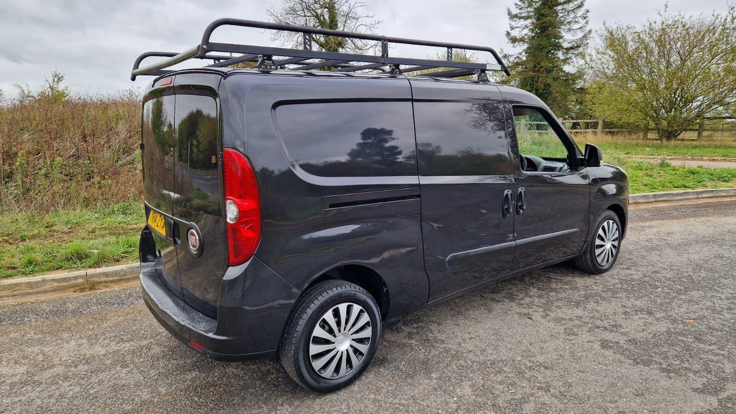 Used Fiat Doblo 2014 for sale - 76282640: Photo 7