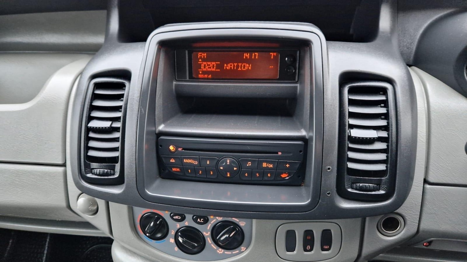 Used Renault Trafic 2012 for sale - 77049969: Photo 12