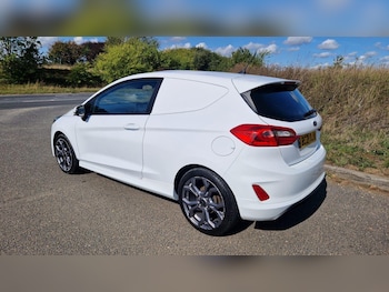 Used Ford Fiesta Van 2021 for sale - 75927268: Photo