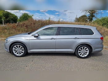 Used Volkswagen Passat 2019 for sale - 75756506: Photo