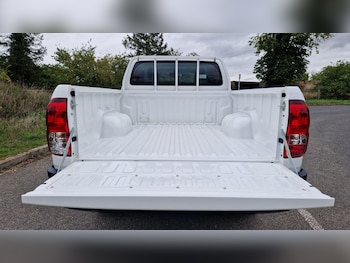 Used Toyota Hilux 2021 for sale - 75493352: Photo