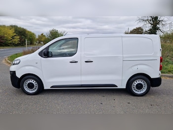 Used Vauxhall Vivaro 2020 for sale - 76240089: Photo