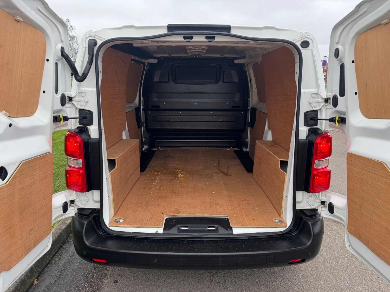 Used Vauxhall Vivaro 2020 for sale - 77924796: Photo 7