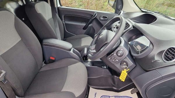 Used Renault Kangoo 2021 for sale - 76283910: Photo 11
