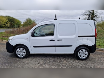 Used Renault Kangoo 2021 for sale - 76283910: Photo 2