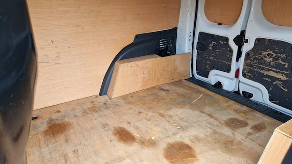Used Renault Kangoo 2021 for sale - 76283910: Photo 3