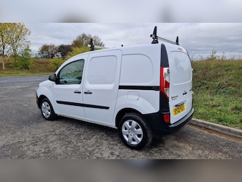 Used Renault Kangoo 2021 for sale - 76283910: Photo 4
