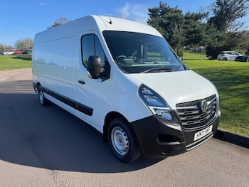 Vauxhall Movano feature image