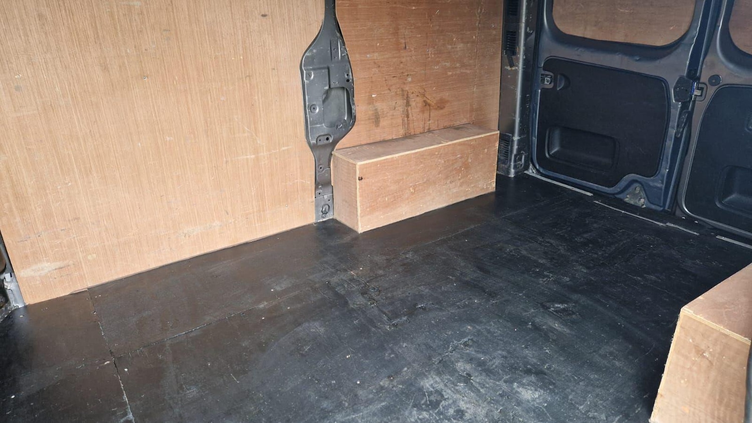 Used Vauxhall Vivaro 2016 for sale - 76360999: Photo 8