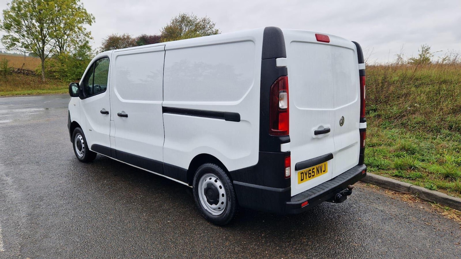 Used Vauxhall Vivaro 2015 for sale - 76189793: Photo 4