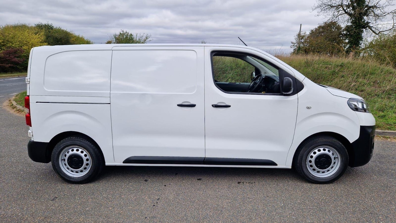 Used Vauxhall Vivaro 2020 for sale - 77066465: Photo 9