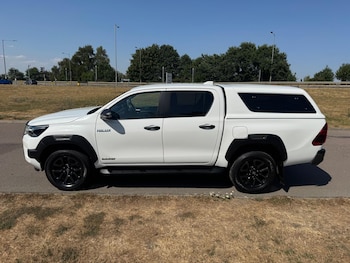 Used Toyota Hilux 2022 for sale - 79362078: Photo
