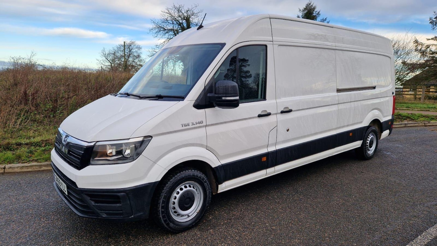 Used MAN TGE 2019 for sale - 76689149: Photo 1