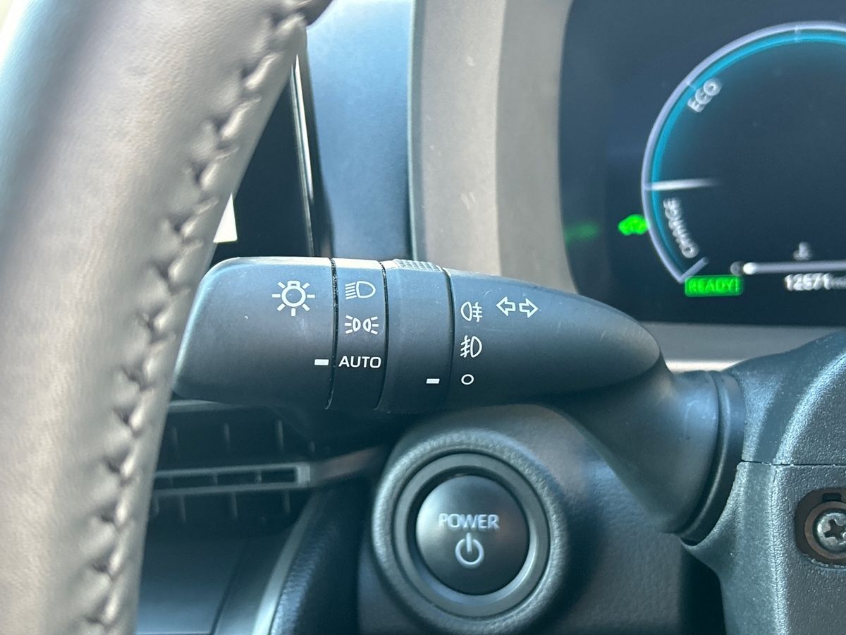 Used Toyota C-HR 2024 for sale - 78121180: Photo 32