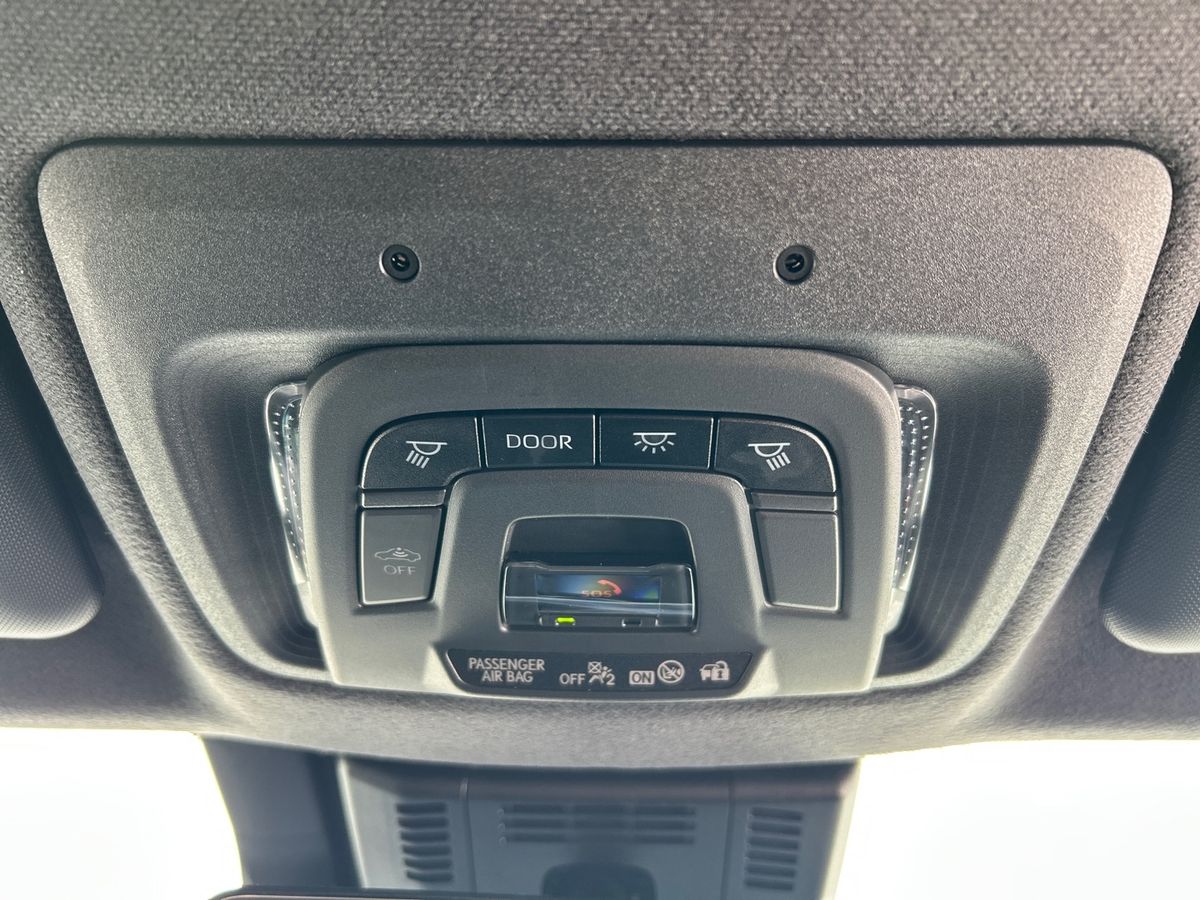 Used Toyota C-HR 2024 for sale - 78121180: Photo 44