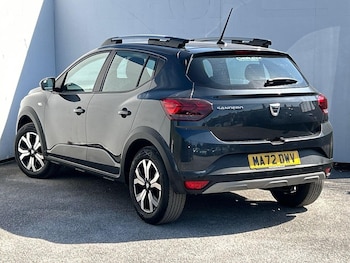 Used Dacia Sandero Stepway 2022 for sale - 78981157: Photo