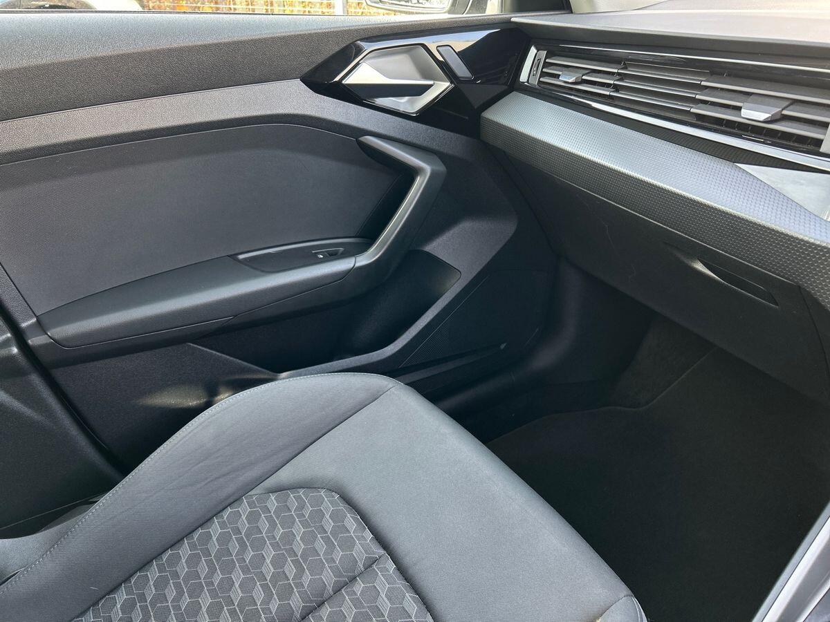 Used Audi A1 2021 for sale - 76405952: Photo 43