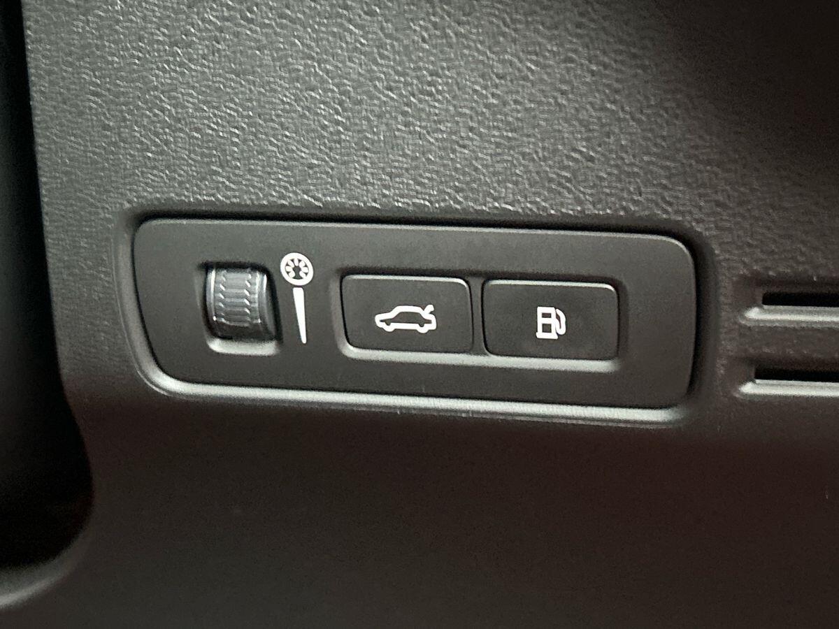 Used Volvo XC40 2020 for sale - 76955436: Photo 43