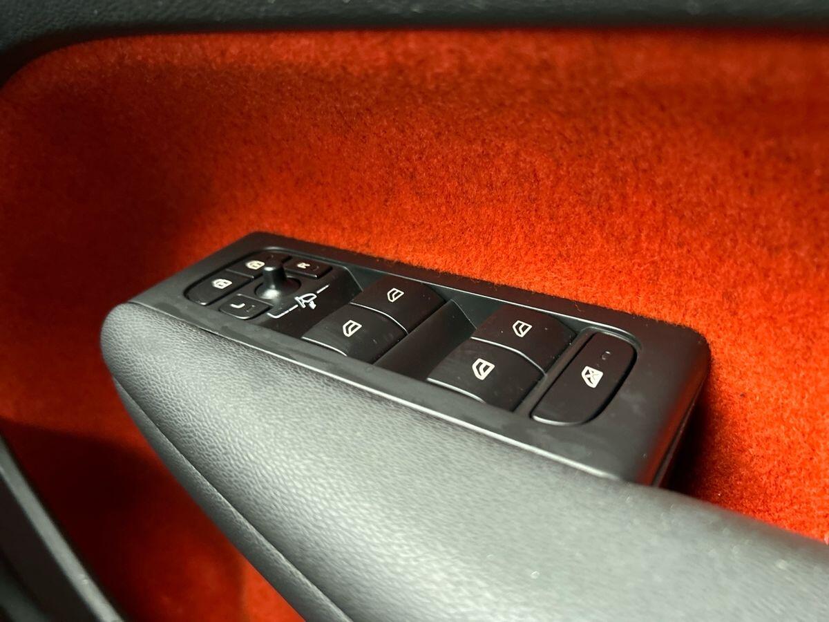 Used Volvo XC40 2020 for sale - 76955436: Photo 45