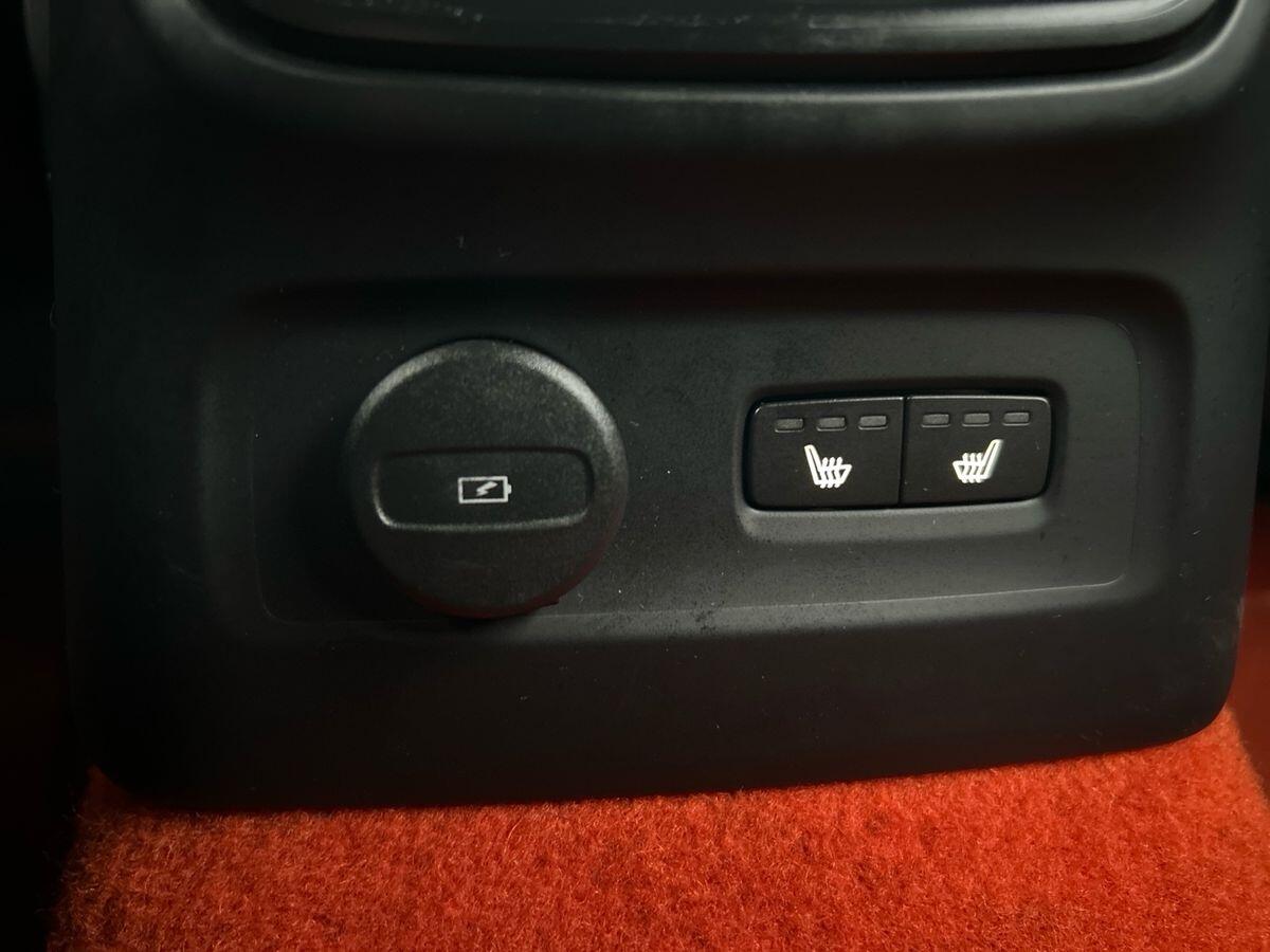 Used Volvo XC40 2020 for sale - 76955436: Photo 47