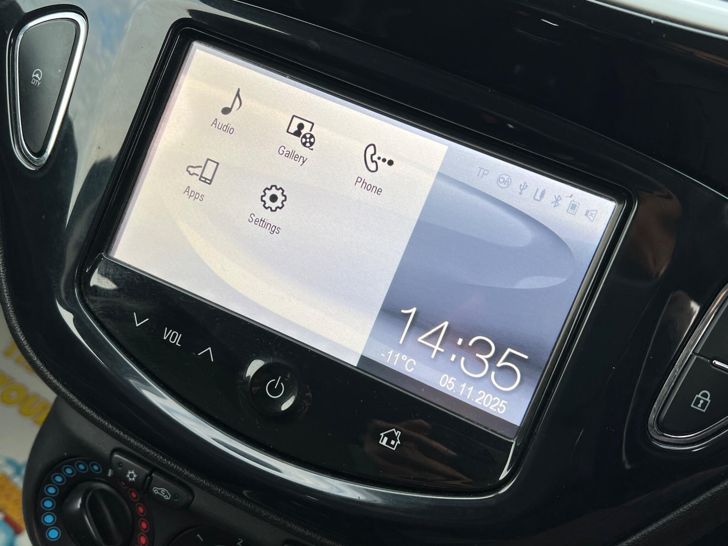 Used Vauxhall Corsa 2015 for sale - 77560032: Photo 45