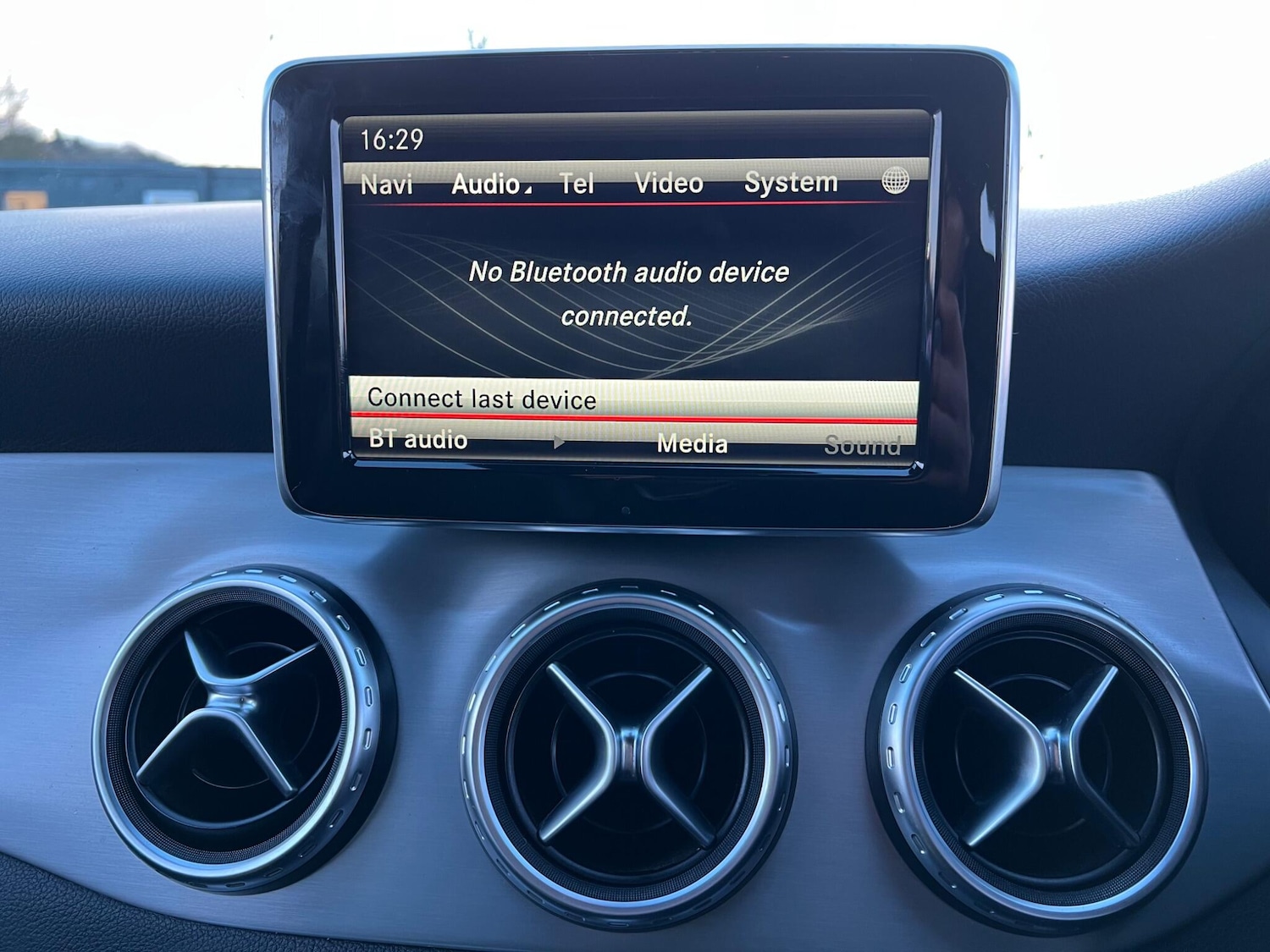 Used Mercedes-Benz GLA 2015 for sale - 77455402: Photo 36