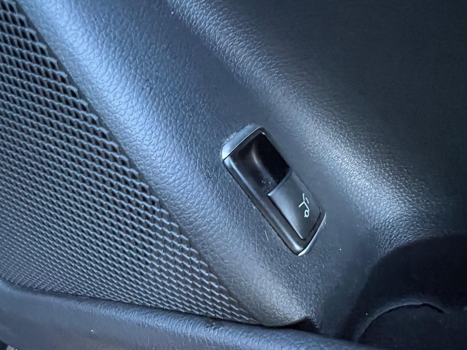 Used Mercedes-Benz GLA 2015 for sale - 77455402: Photo 41