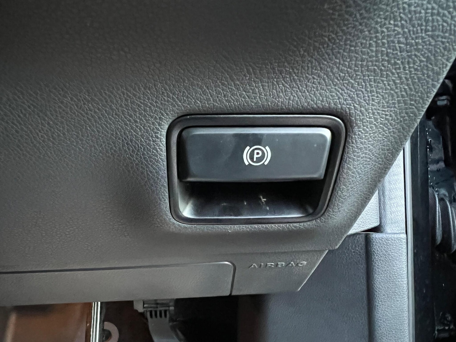 Used Mercedes-Benz GLA 2015 for sale - 77455402: Photo 65