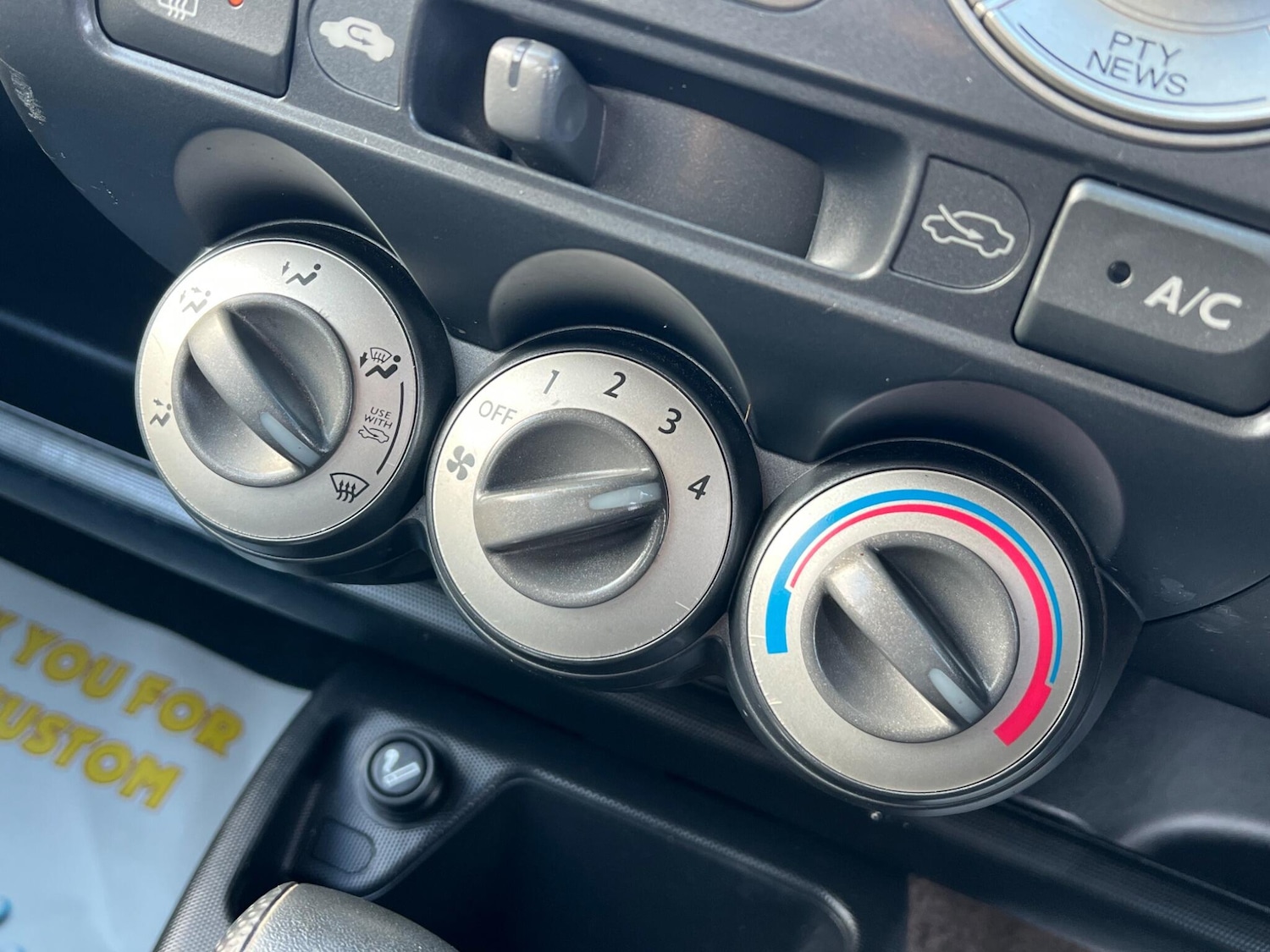 Used Honda Jazz 2005 for sale - 77454892: Photo 40