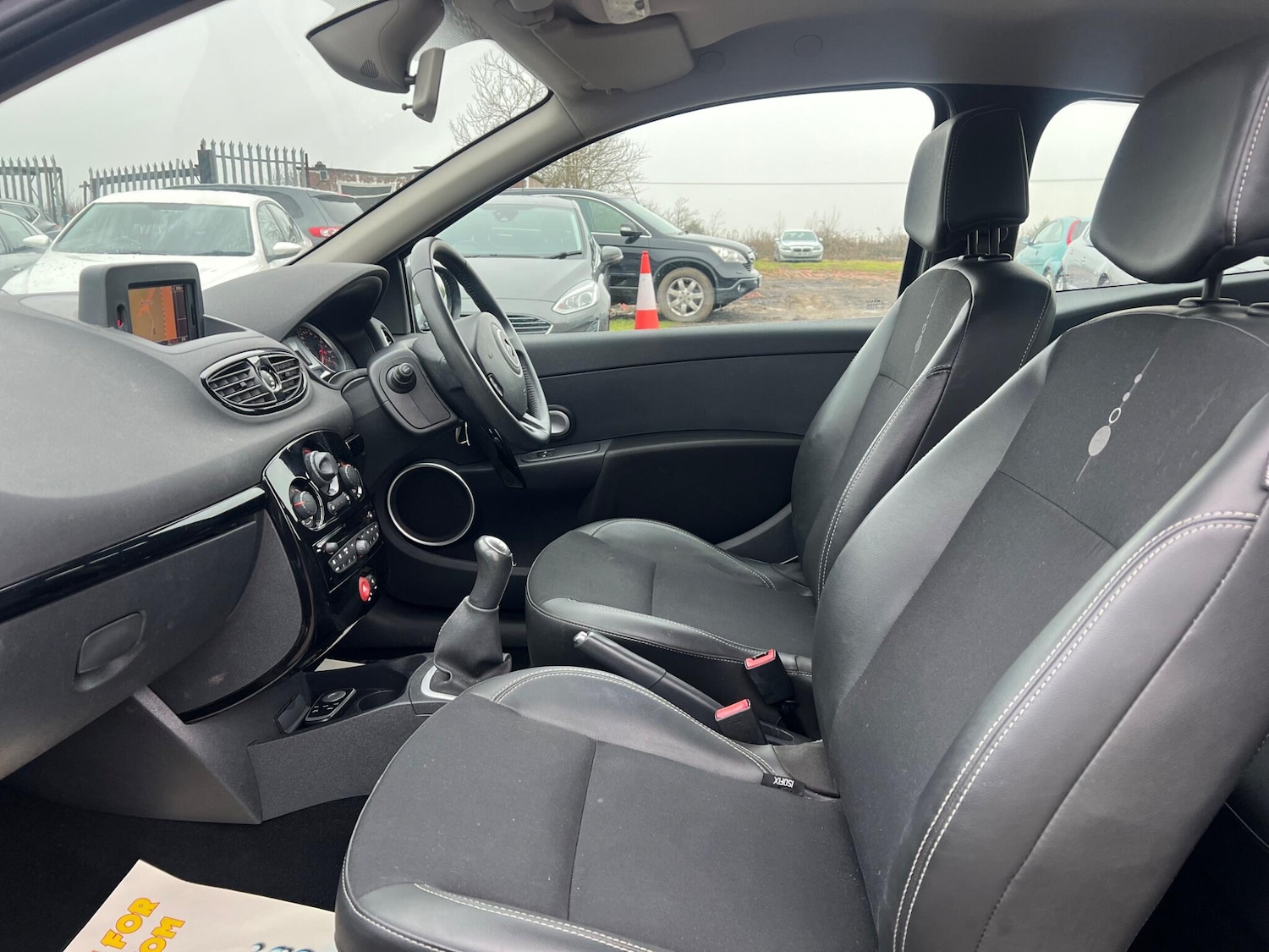 Used Renault Clio 2013 for sale - 78148069: Photo 32