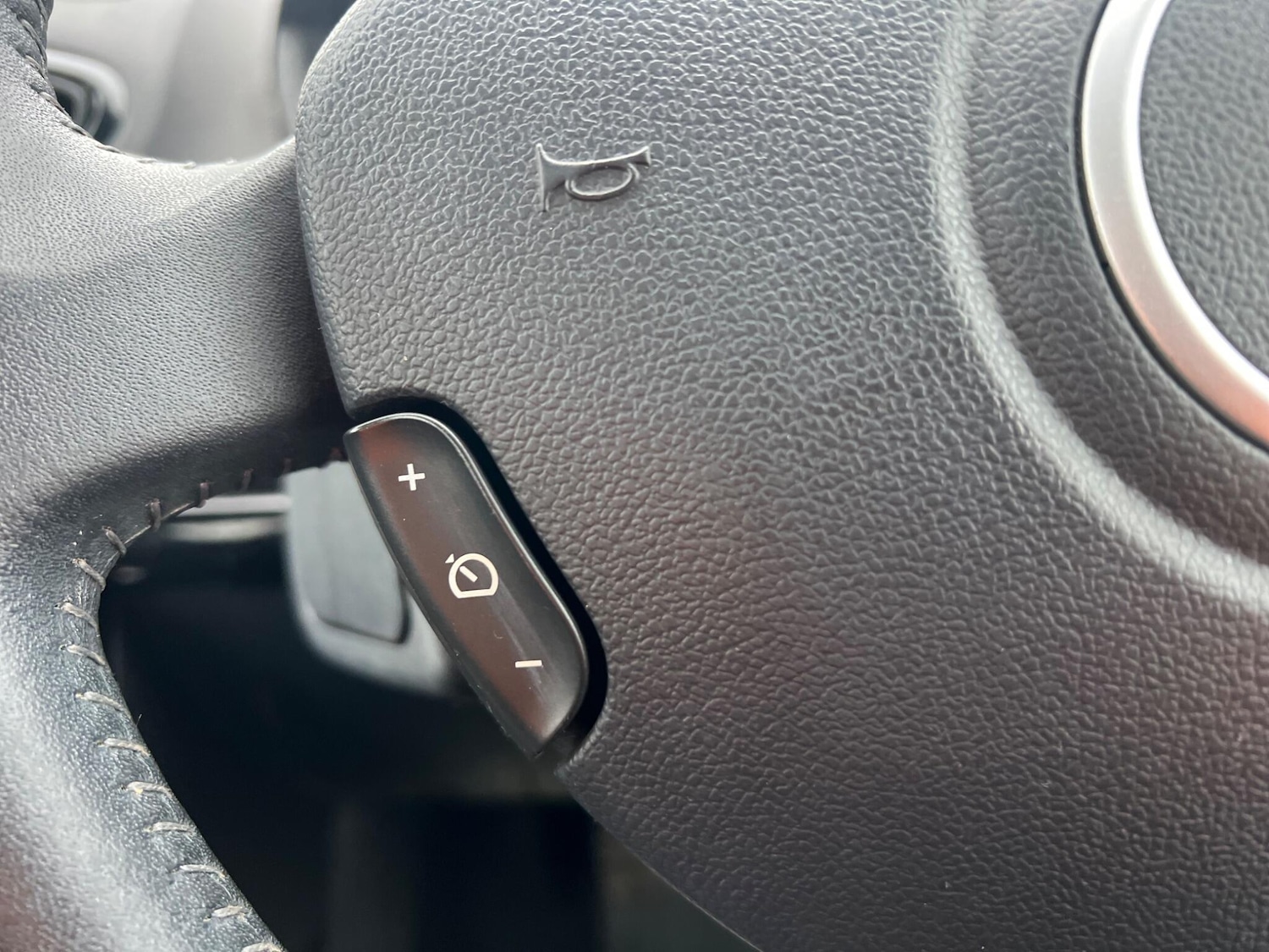 Used Renault Clio 2013 for sale - 78148069: Photo 42